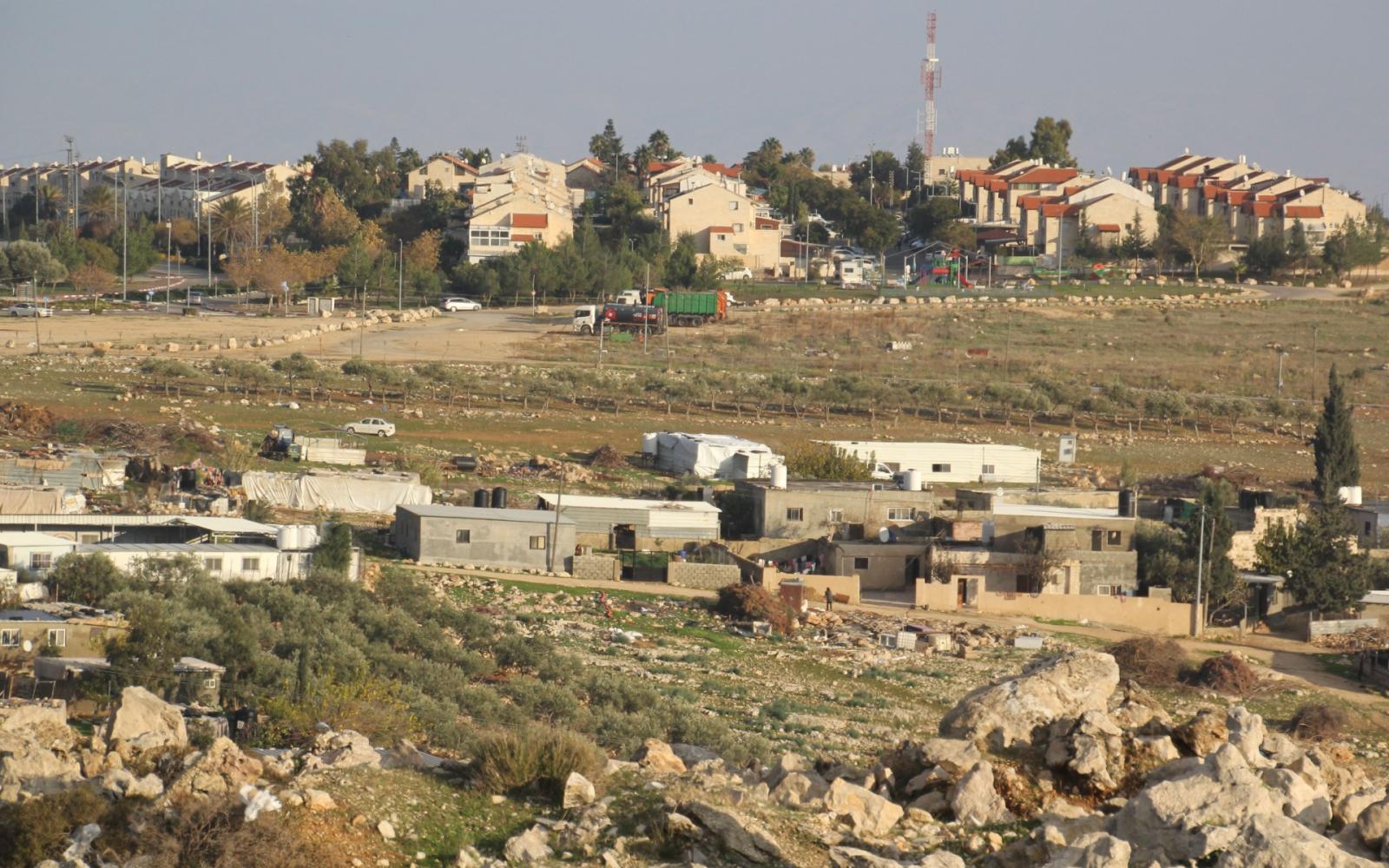 إسرائيل تخصص 64 مليون دولار لمشروع استيطاني جديد يربط مستوطنتين بالقدس ويهدف لتوسيع المدينة