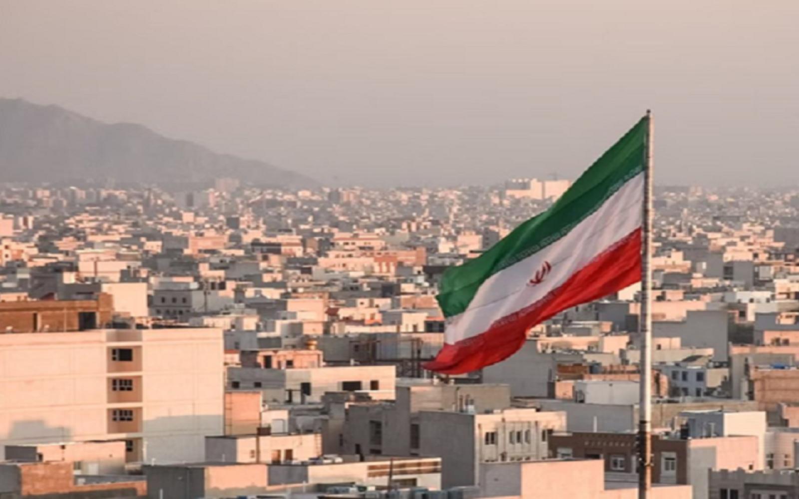 لندن تدين بشدة حكم السجن 10 سنوات بحق زوجين بريطانيين في إيران بتهمة التجسس وتطالب بالإفراج الفوري