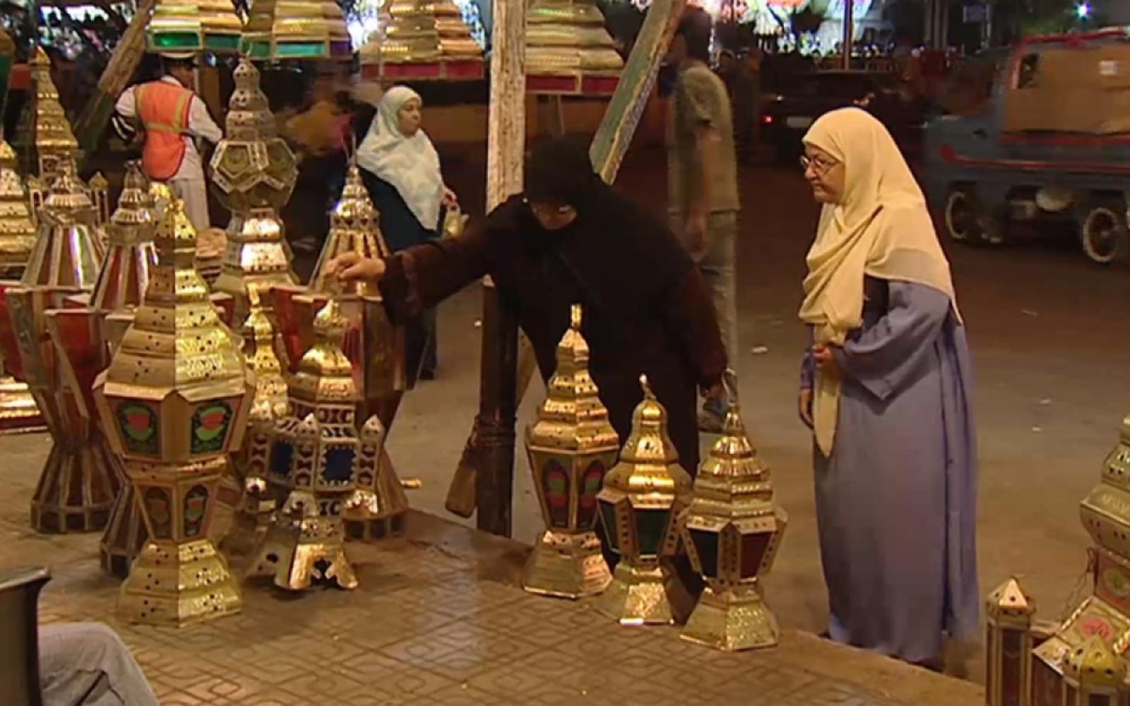 فانوس رمضان: ضوء مصري عريق يضيء قلوب العرب ويحتفي ببهجة الشهر الفضيل