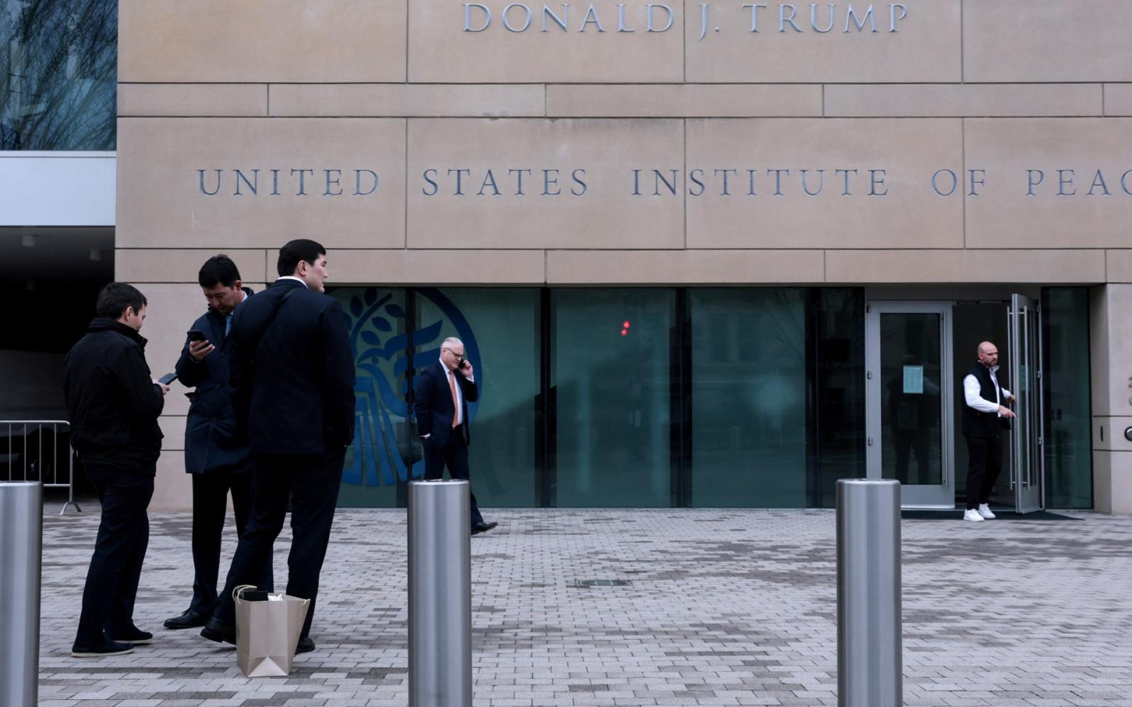 "معهد ترامب للسلام" يستضيف مجلس السلام وسط جدل قضائي وتغييرات جوهرية في مهامه
