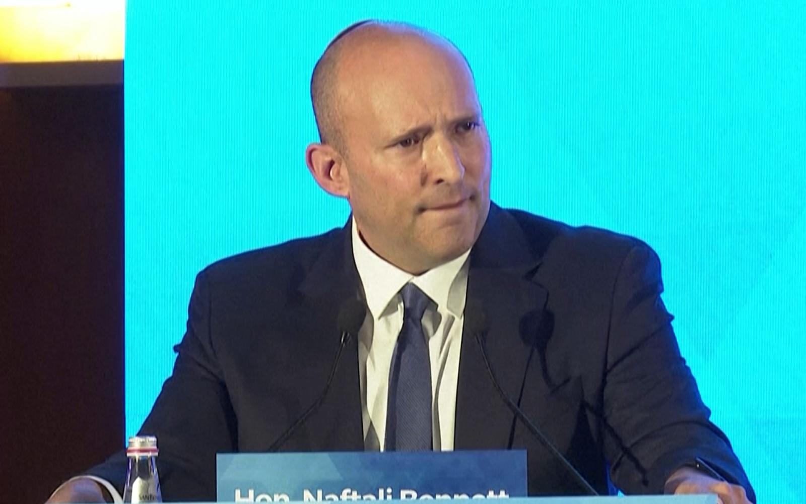 بينيت يدعو لـ"عقيدة الخوف": إسرائيل تتخلى عن القبول الدولي وترتكز على القوة والترهيب