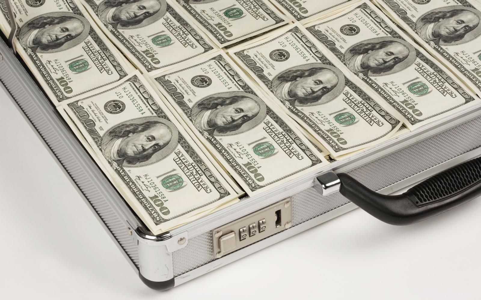 موسكو تفند مزاعم "إيكونوميست" حول مقترح استثماري ضخم مقابل رفع العقوبات