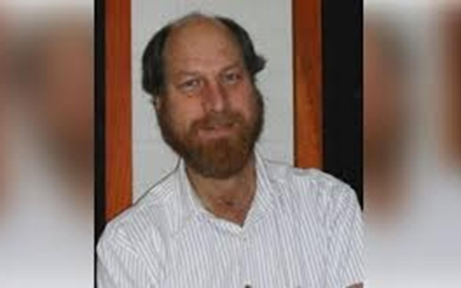 مأساة في كاليفورنيا: عالم فيزياء فلكية بارز يُقتل برصاصة على شرفة منزله