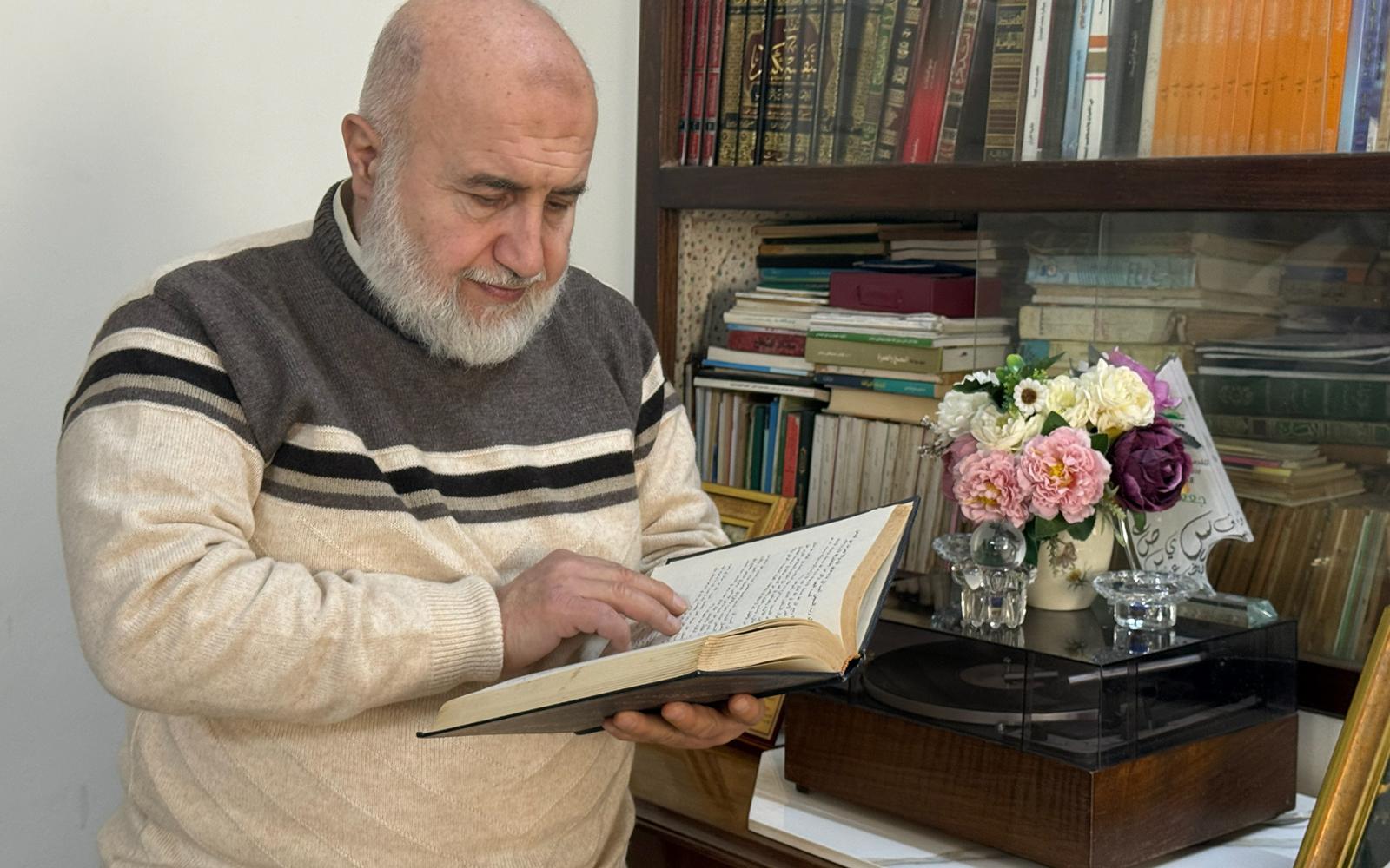 الشيخ جعفر هاشم: "بصمة نابلس الصوتية" التي أضاءت دروب المدينة الصامدة لأكثر من 25 عاماً