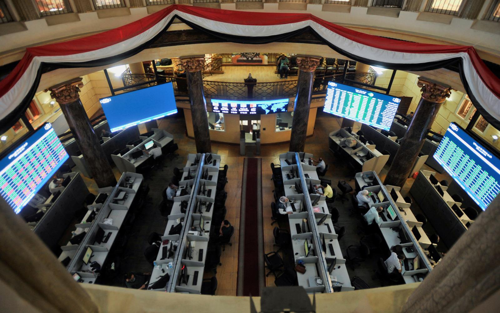 بورصة القاهرة تتراجع 3% وسط تصاعد التوتر الإقليمي ومخاوف من ضربة أمريكية لإيران