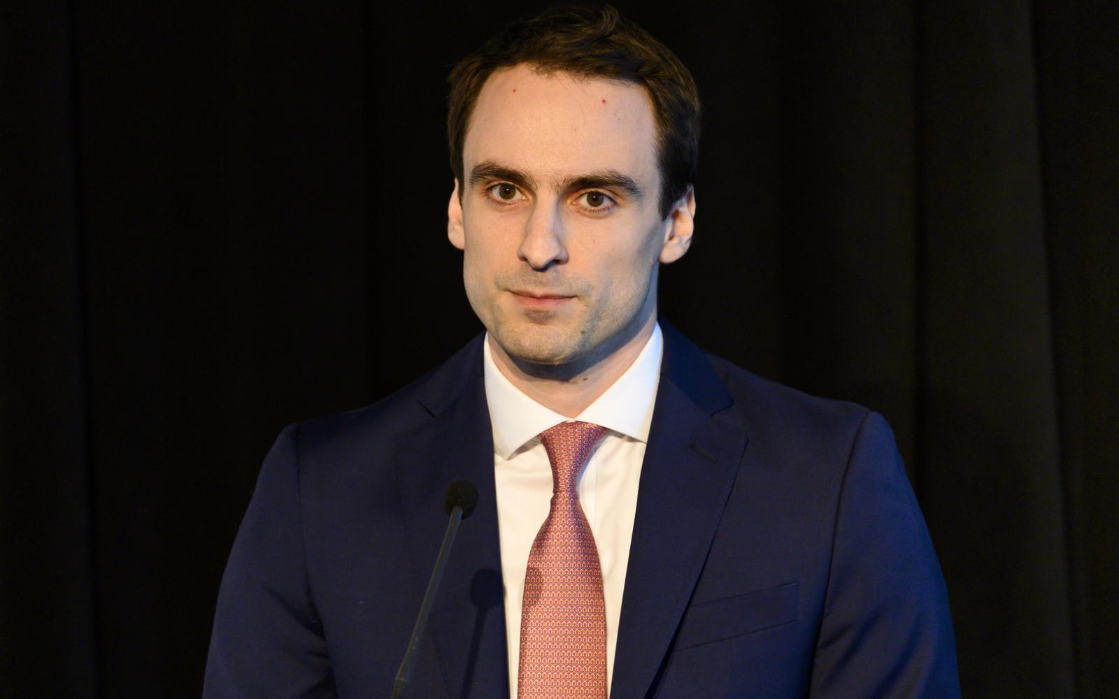 خلاف أممي أمريكي حول حوكمة الذكاء الاصطناعي يلوح في أفق قمة نيودلهي