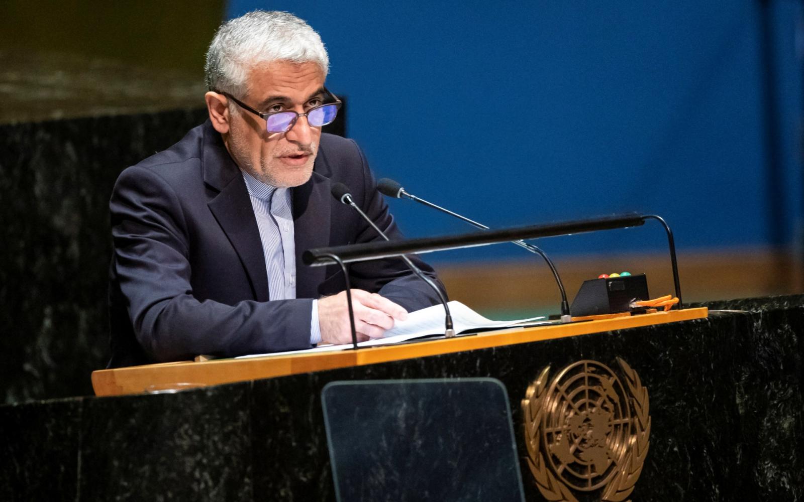 إيران تحذر مجلس الأمن من "تهديدات أمريكية" وتتوعد بالرد على أي عدوان عسكري