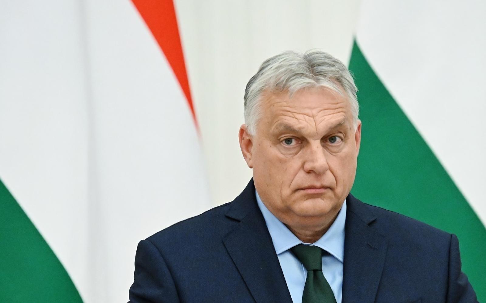 أوربان يحذر كييف من "ابتزاز" النفط الروسي ويتوعد برد هنغاري حازم بشأن إمدادات الكهرباء