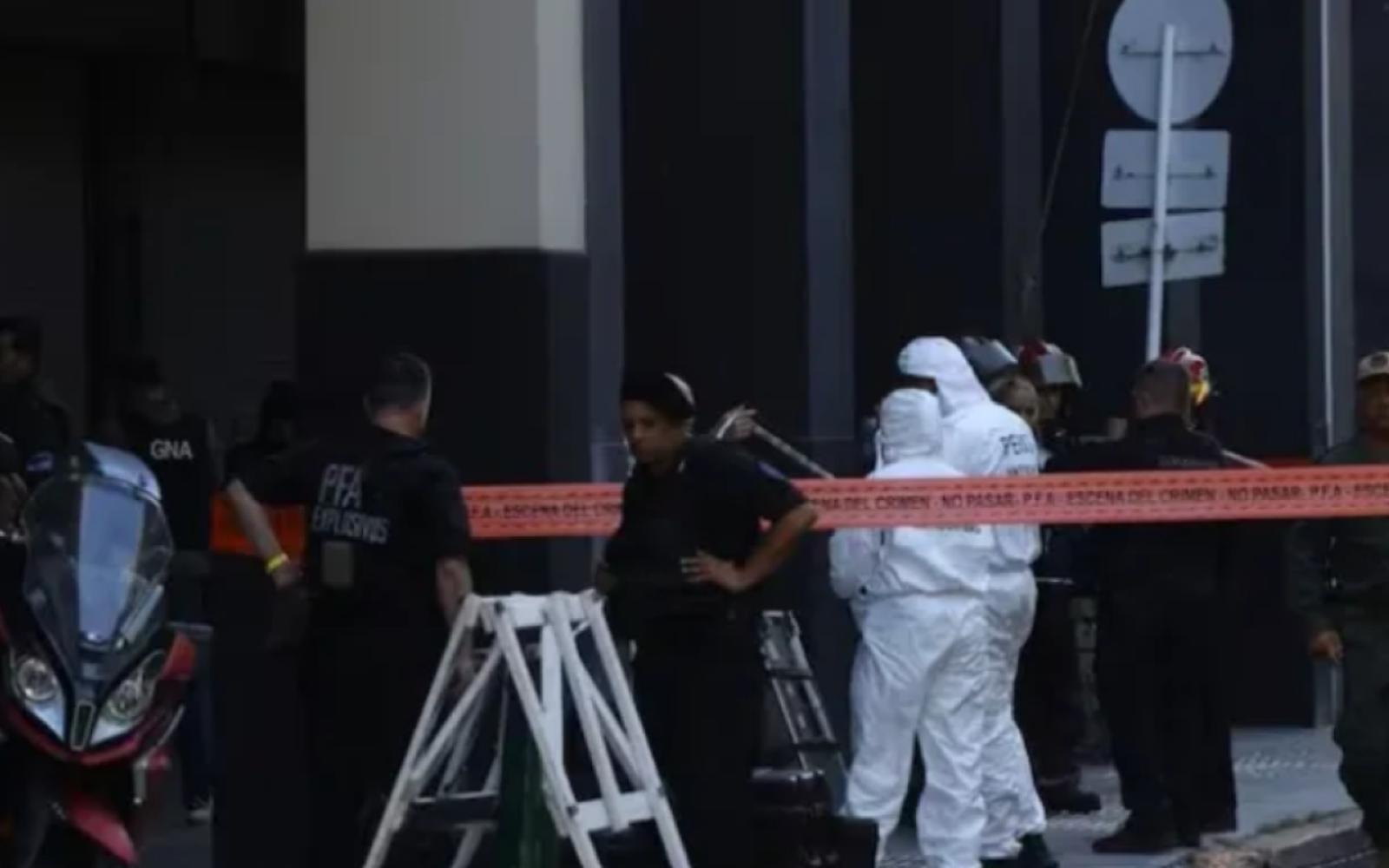 انفجار طرد مفخخ في كلية للشرطة بالأرجنتين يسفر عن إصابة ثلاثة أفراد أمن