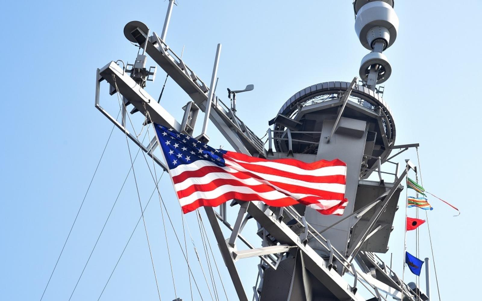 "جيرالد فورد" تثير التوتر: حاملة الطائرات الأمريكية في المتوسط.. وتداعيات على طاقمها