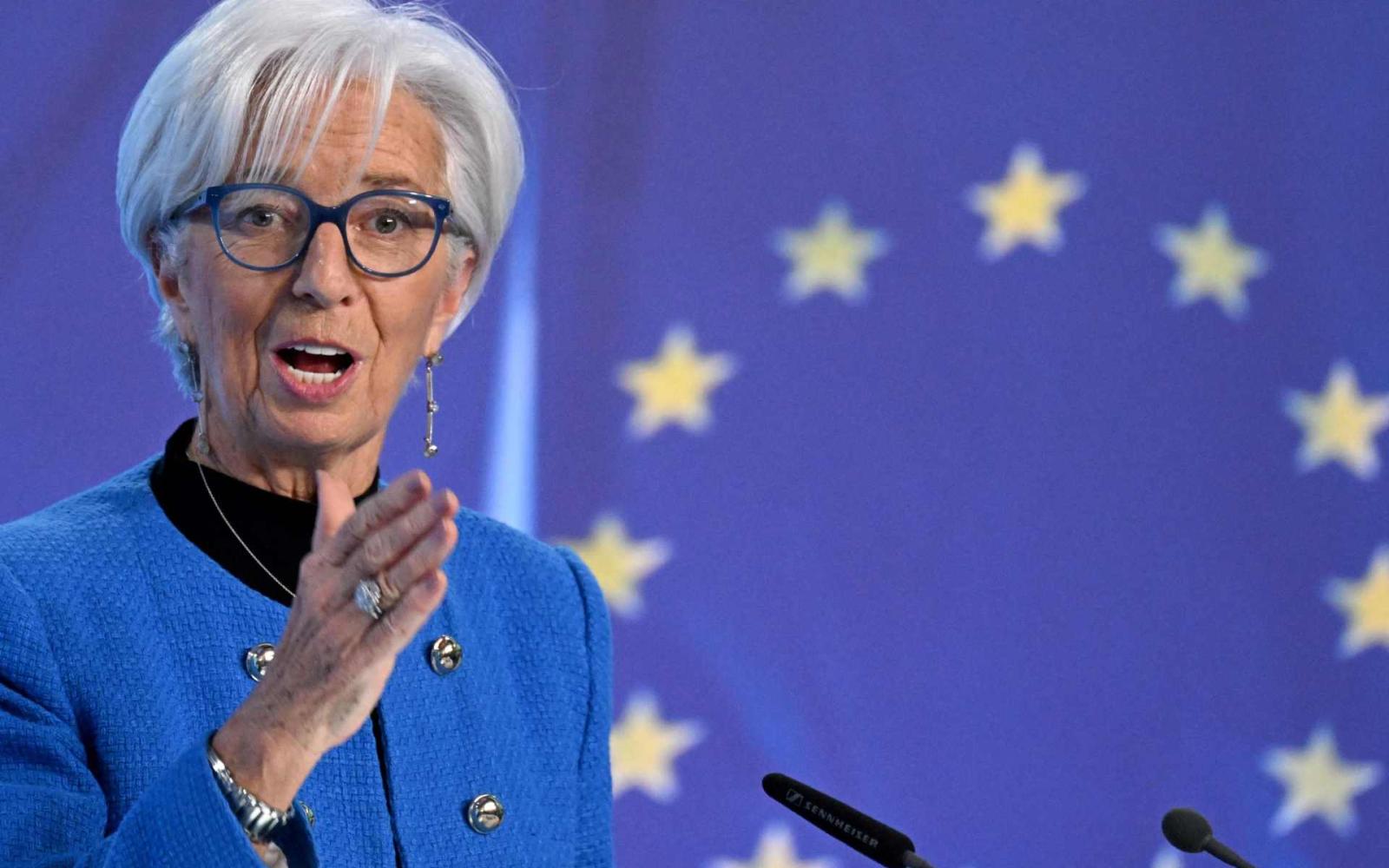 لاغارد تحذر من اضطراب التجارة العالمية: رسوم أمريكا الجديدة يجب أن تكون مدروسة بعناية