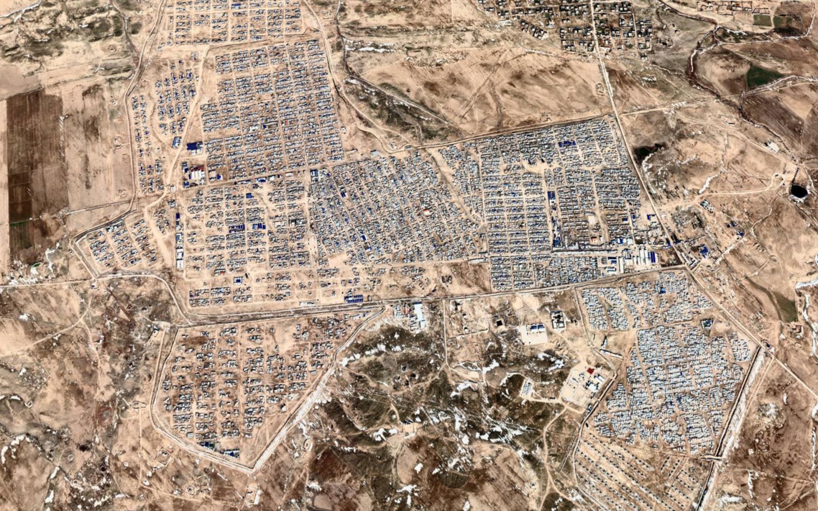 من مأوى للاجئين إلى بؤرة أزمات: مخيم الهول السوري يواجه تحديات إنسانية وأمنية متزايدة