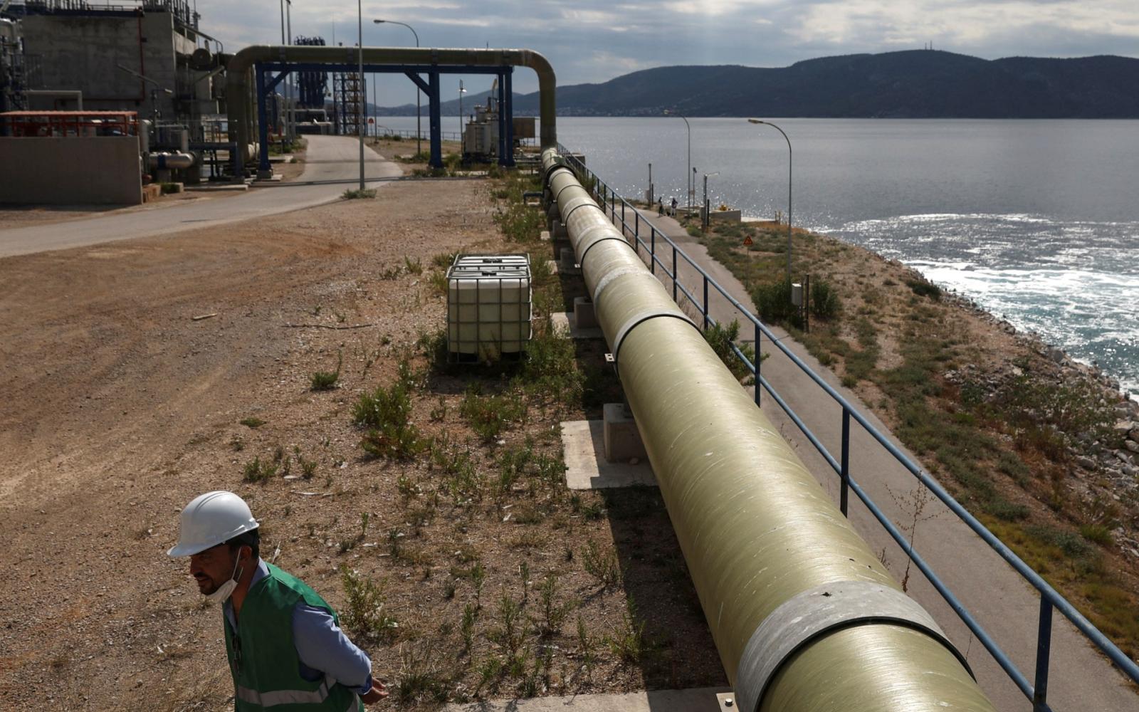 اليونان تتطلع لتكون بوابة أوروبا للغاز الطبيعي: طموحات في ظل حظر الغاز الروسي