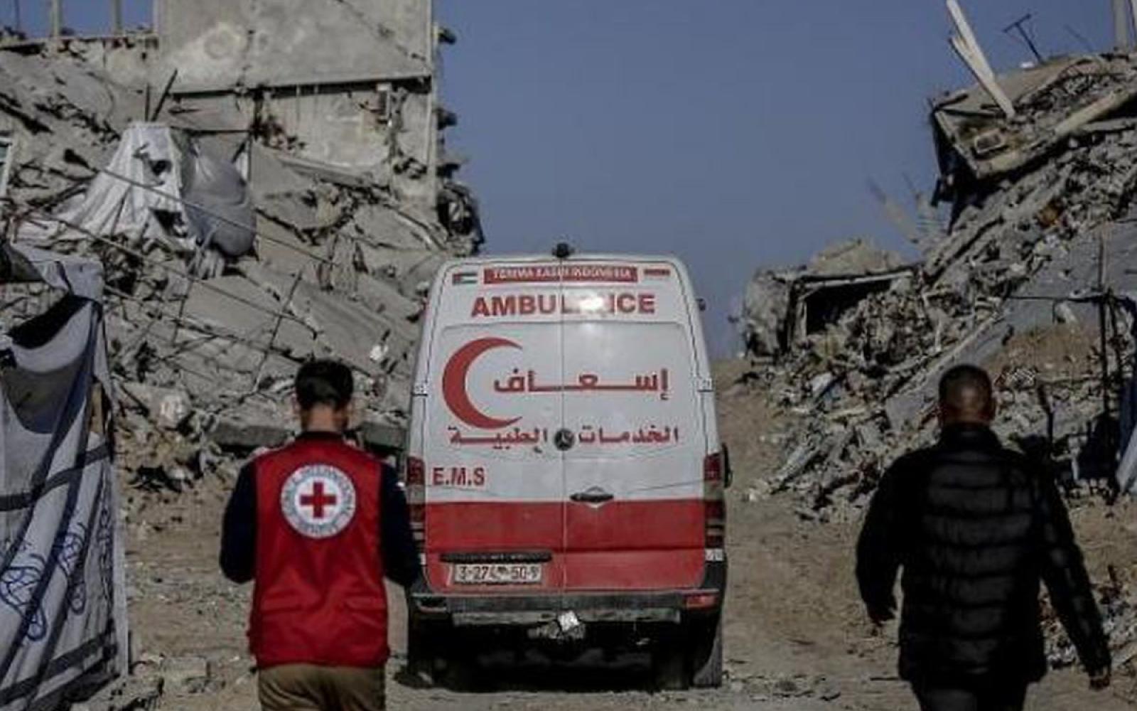 استشهاد مواطنة وإصابة ثلاثة آخرين وتدمير مركب صيد في اعتداءات إسرائيلية على غزة