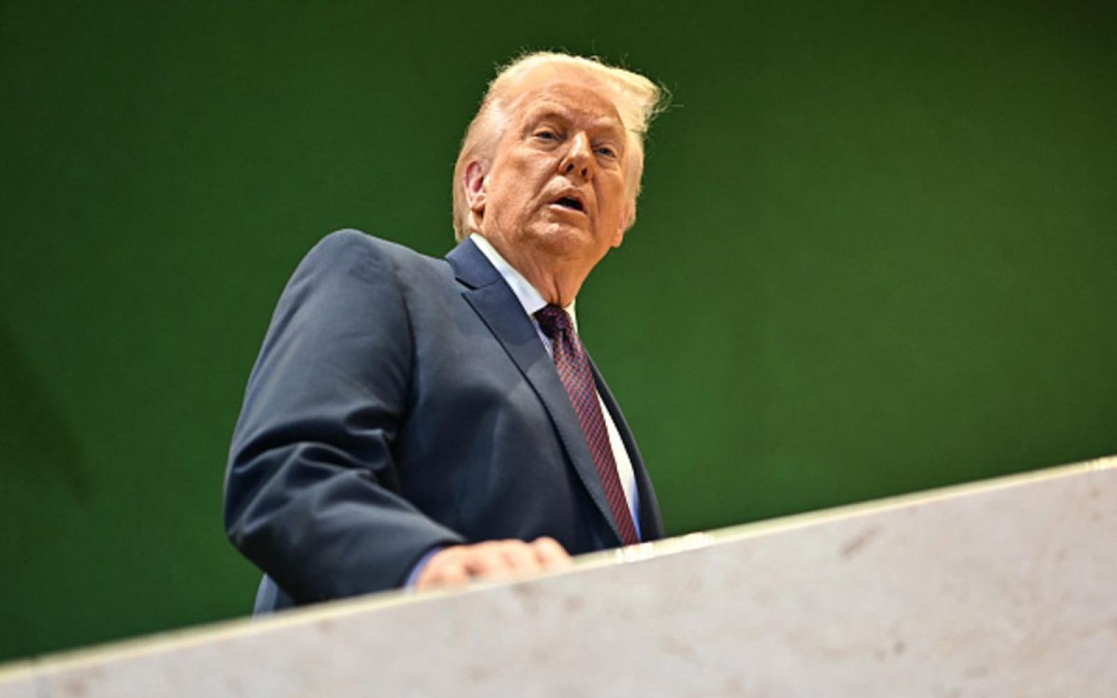 ترامب يدرس خيارات عسكرية واسعة ضد إيران: ضربة لإسقاط القيادة إذا فشلت الدبلوماسية