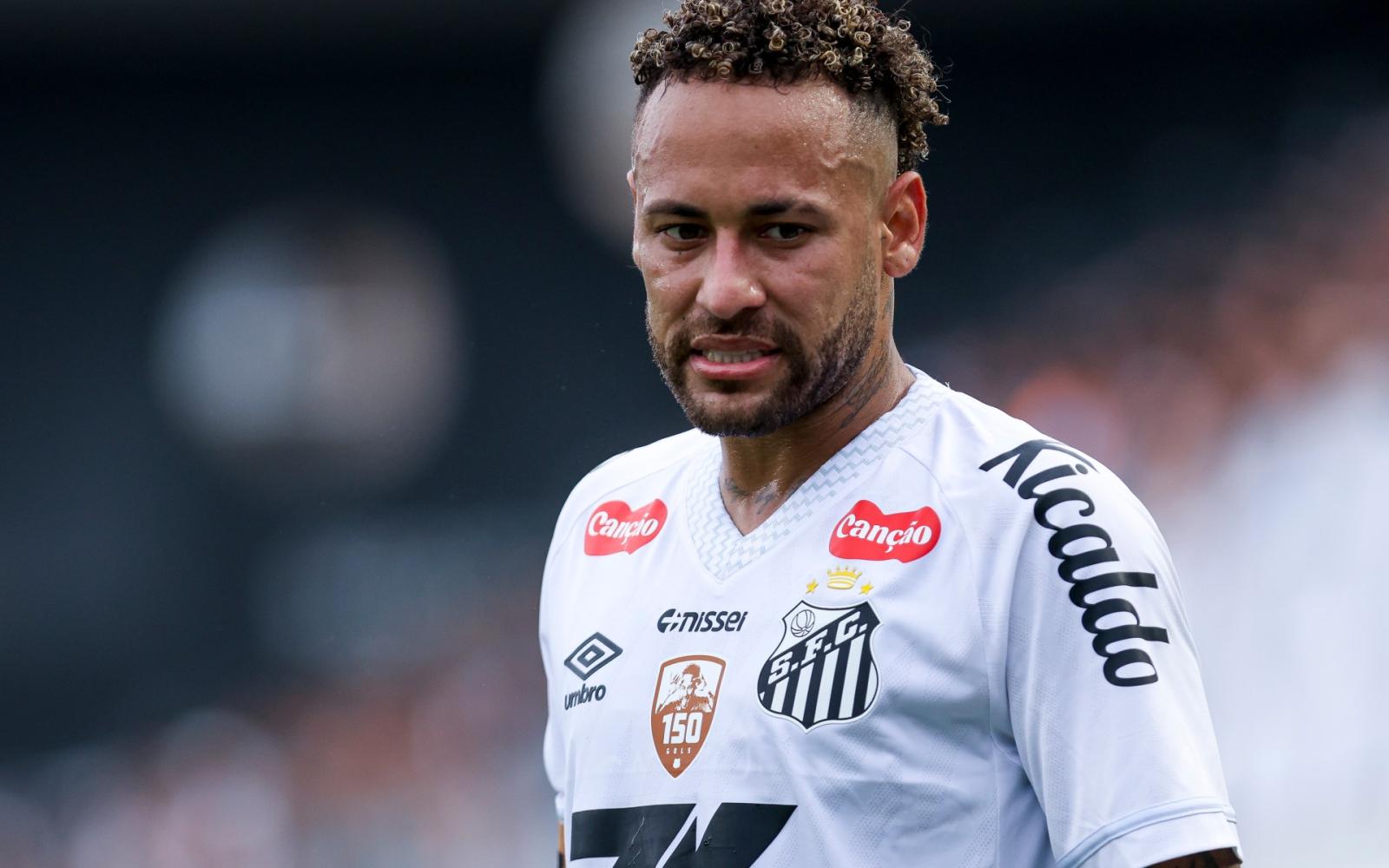 نيمار يعيش ليلة سوداء: إقصاء سانتوس من بطولة باوليستا وخطأ قاتل ينهي الحلم