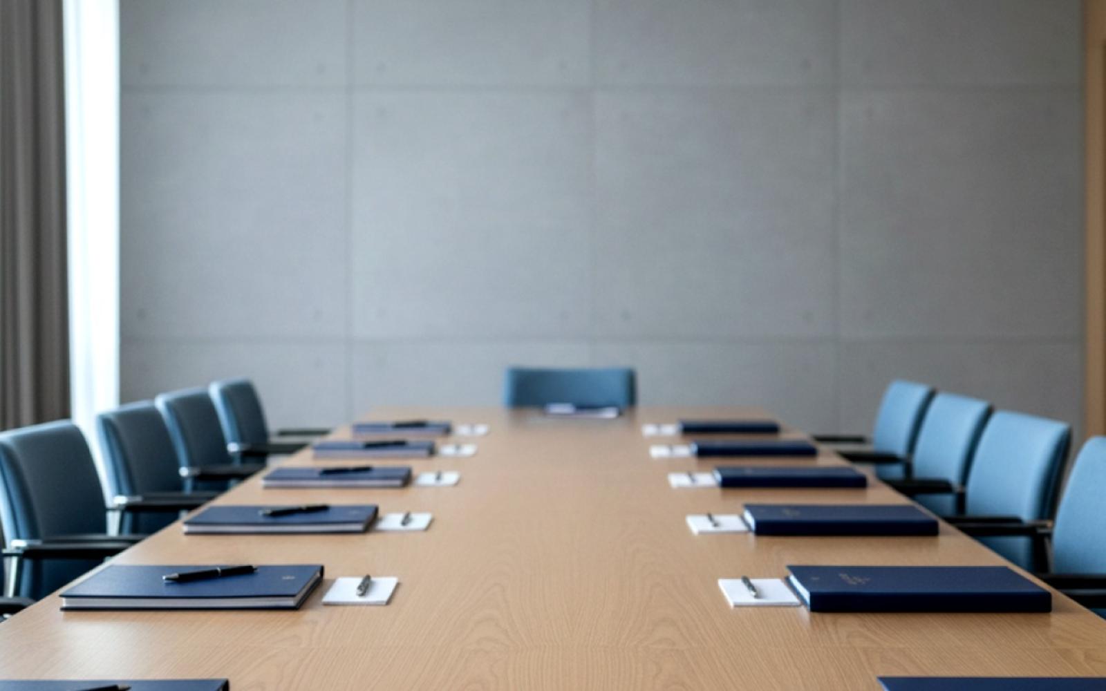 لجنة الانتخابات تشدد على إلزامية تمثيل المرأة في القوائم البلدية لضمان المشاركة الفعالة