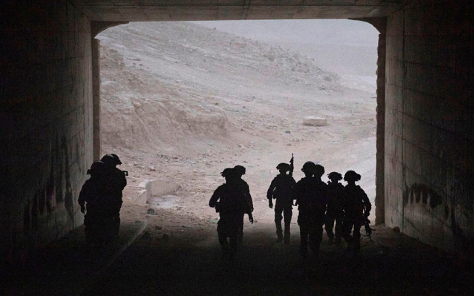 اعتداء للمستوطنين على فلسطينيين شرق القدس: إصابات وتهديدات بالهدم تطال منازل