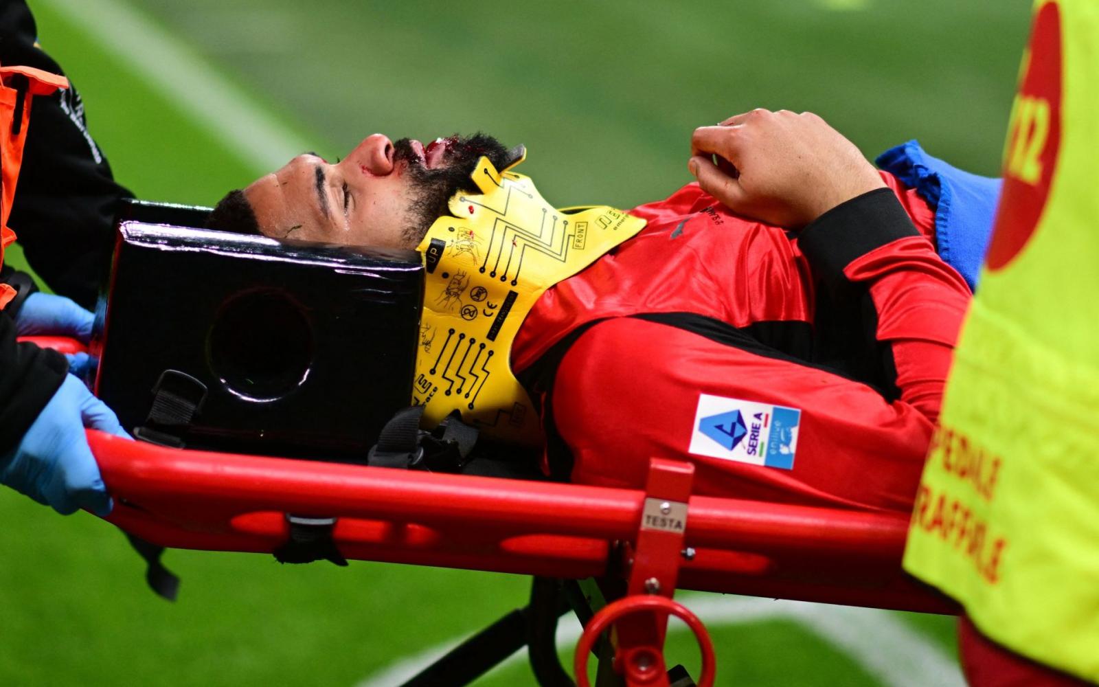 إصابة مروعة تطيح بالنجم الإنجليزي لوفتوس-تشيك من الملاعب وتثير القلق