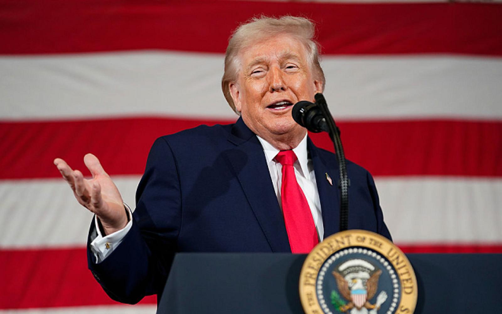 قاضية أميركية تمنع نشر تقرير بشأن وثائق سرية تخص ترامب بعد إسقاط القضية