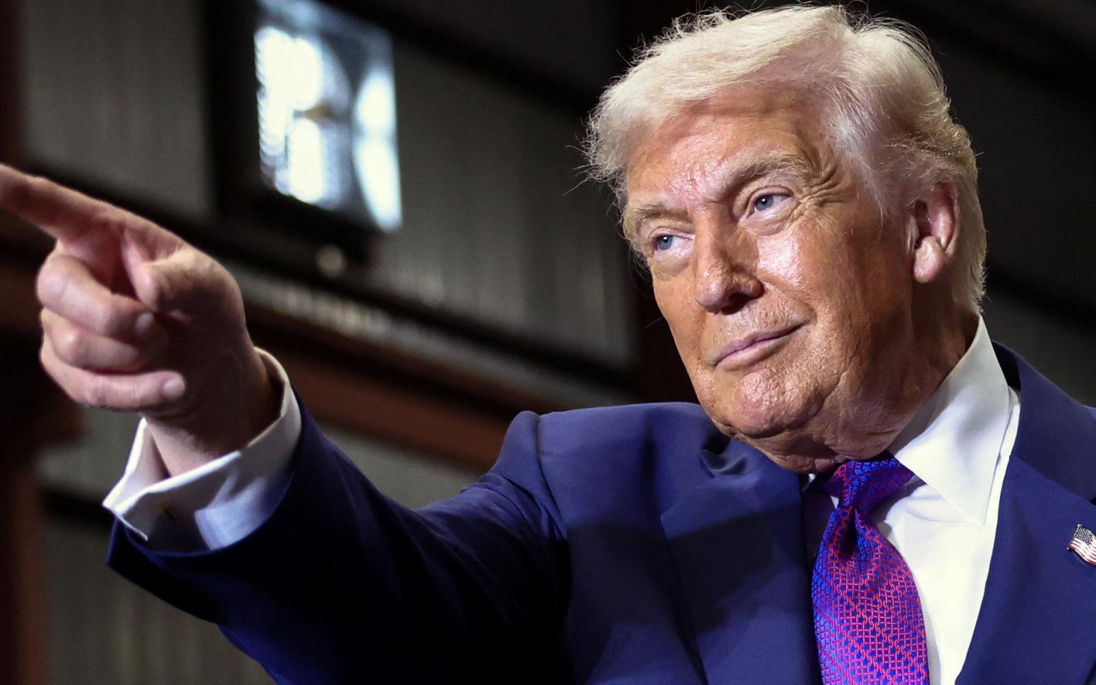 المحكمة العليا الأمريكية تكبح جماح ترمب: صراع على السلطة يشتعل في واشنطن