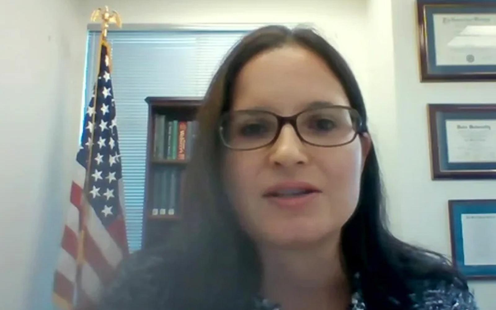 قاضية تمنع نشر تقرير عن سوء تعامل ترمب مع الوثائق السرية: ضربة جديدة لوزارة العدل الأمريكية