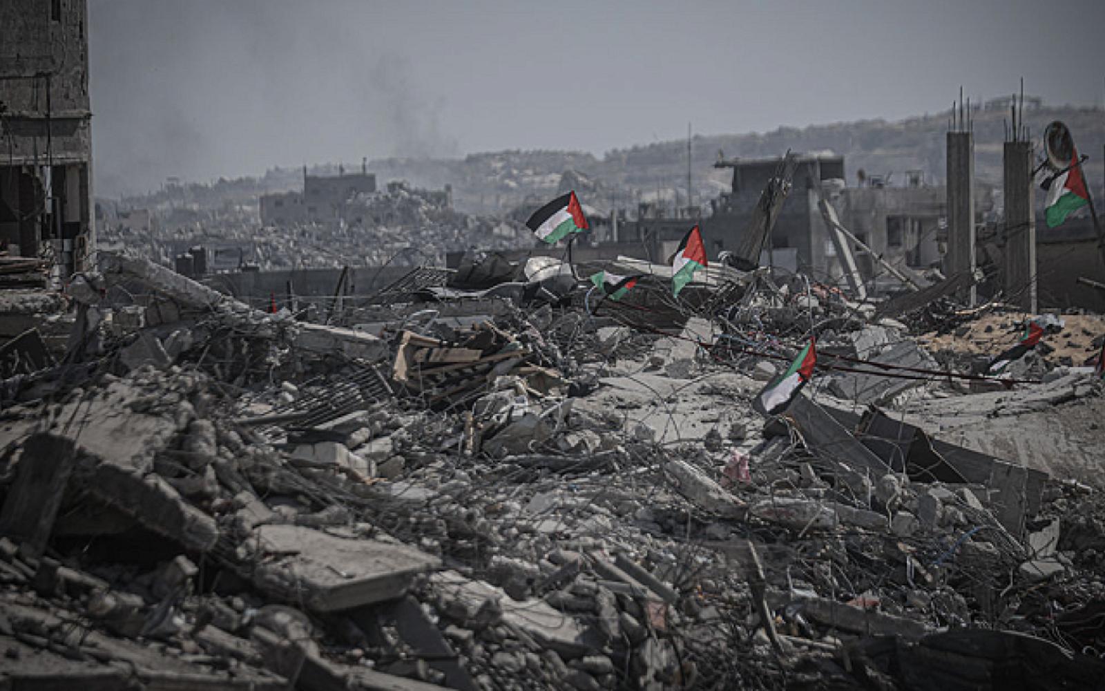 جدل دستوري فلسطيني: هل يخدم الدستور الجديد القضية أم يصرف الأنظار عن التحديات؟