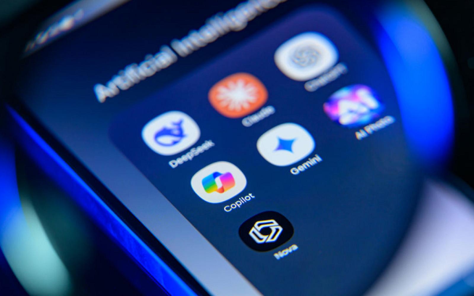 مسؤول أمني بريطاني يعترف بتحيز الذكاء الاصطناعي في الشرطة ويعد بتخفيف المخاطر