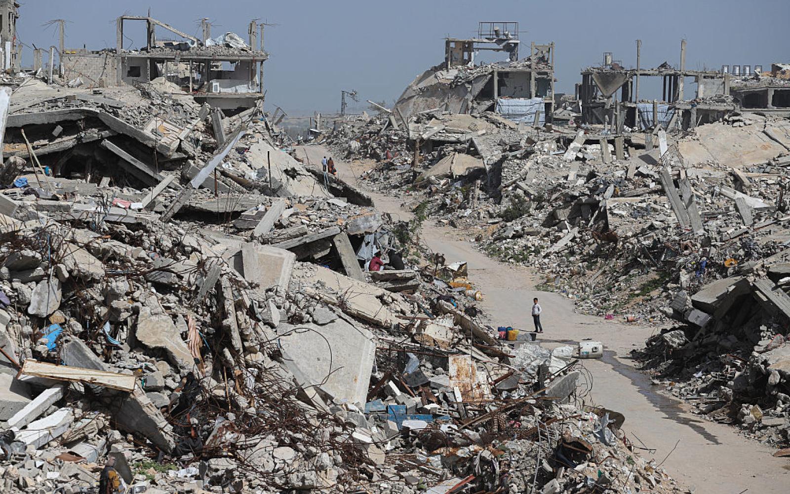 خمس دول تعلن إرسال قوات عسكرية إلى غزة لدعم "الاستقرار" بموجب قرار أممي