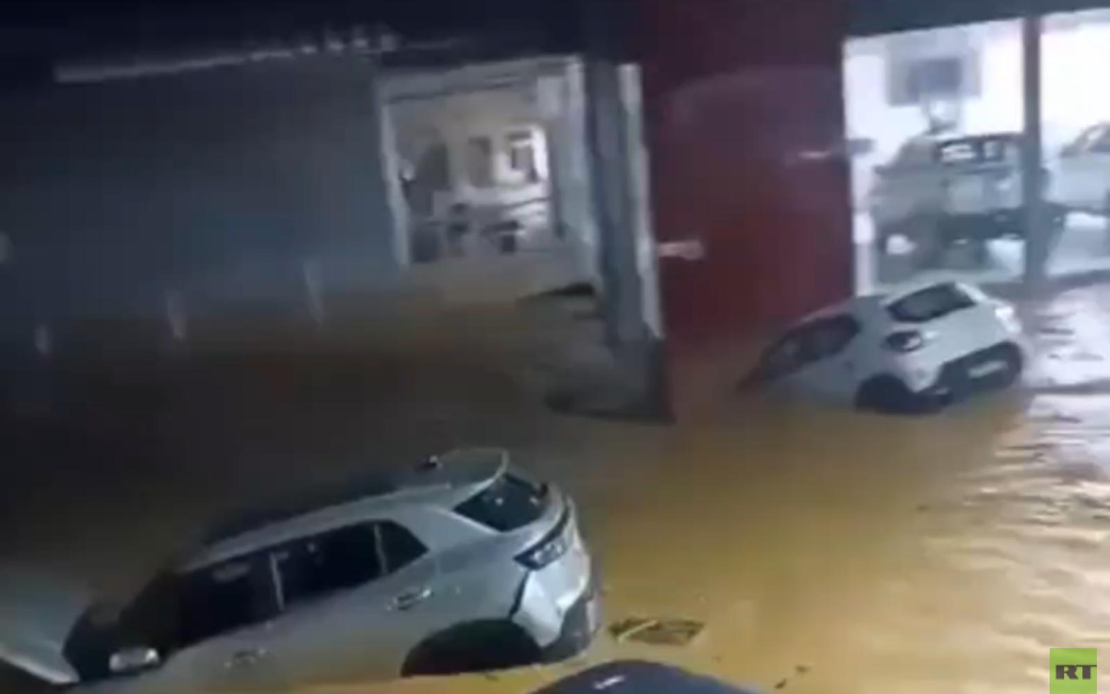 فيضانات عارمة في البرازيل تودي بحياة العشرات وتدمر البنية التحتية