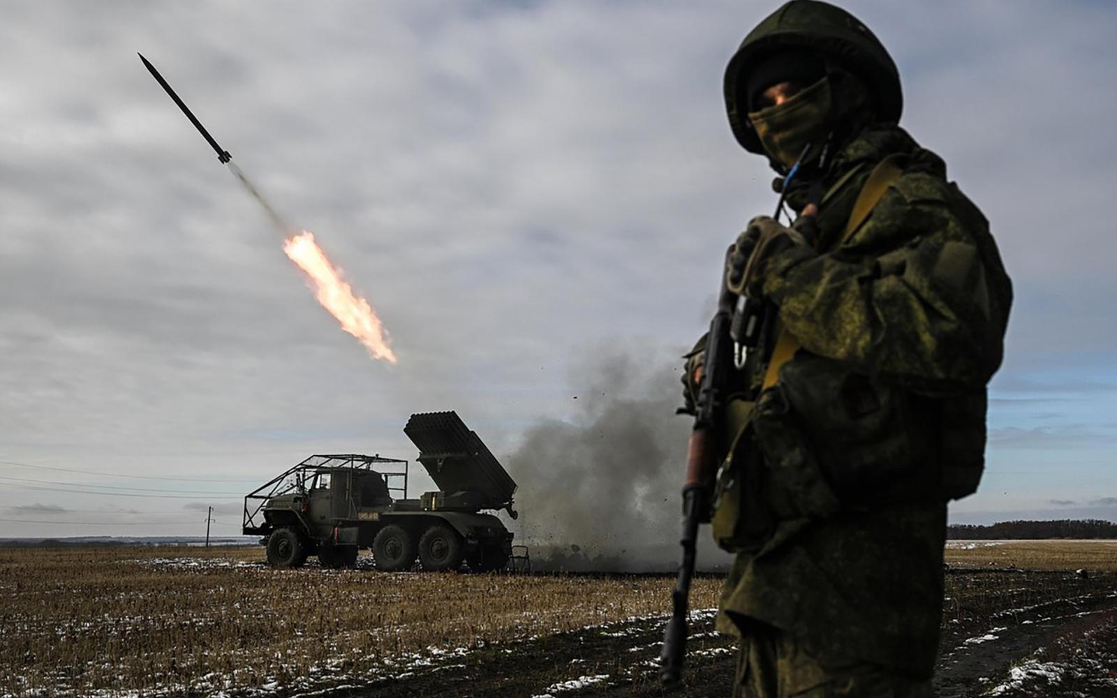 حرب أوكرانيا: أوروبا على أعتاب مرحلة جديدة وسط مخاوف من اتساع نطاق الصراع وتأثيرات أمريكا