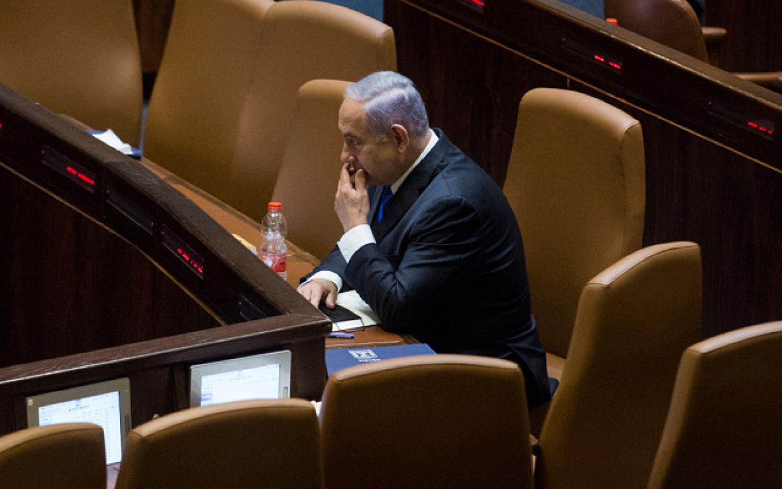 نتنياهو يواجه تحديات داخلية: تعديلات على قانون الإعدام وتمرد في صفوف الليكود