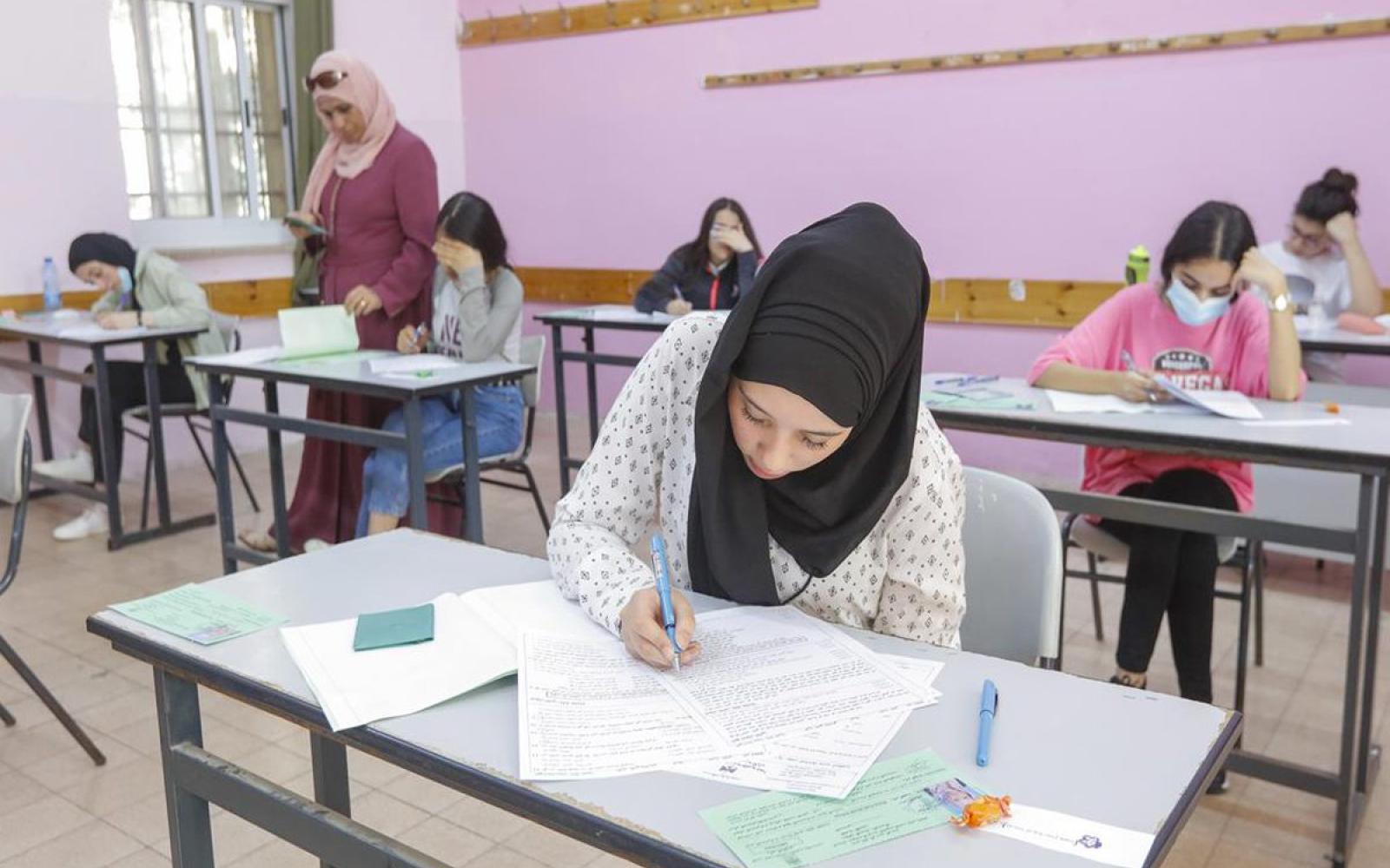 وزارة التربية تعلن مواعيد امتحانات الثانوية العامة لعام 2026: تحديد المواعيد والتواريخ