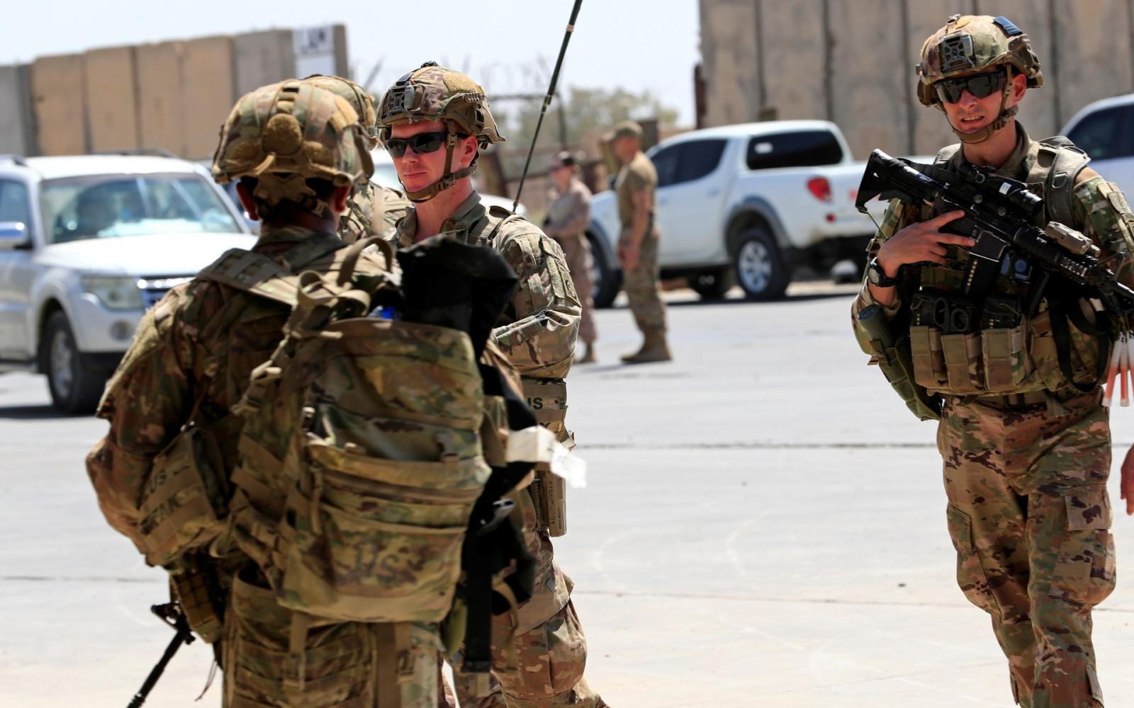 فصائل عراقية مسلحة تهدد بإنهاء "الاحتلال الأمريكي" وسط اتهامات بالتدخل في الشؤون الداخلية