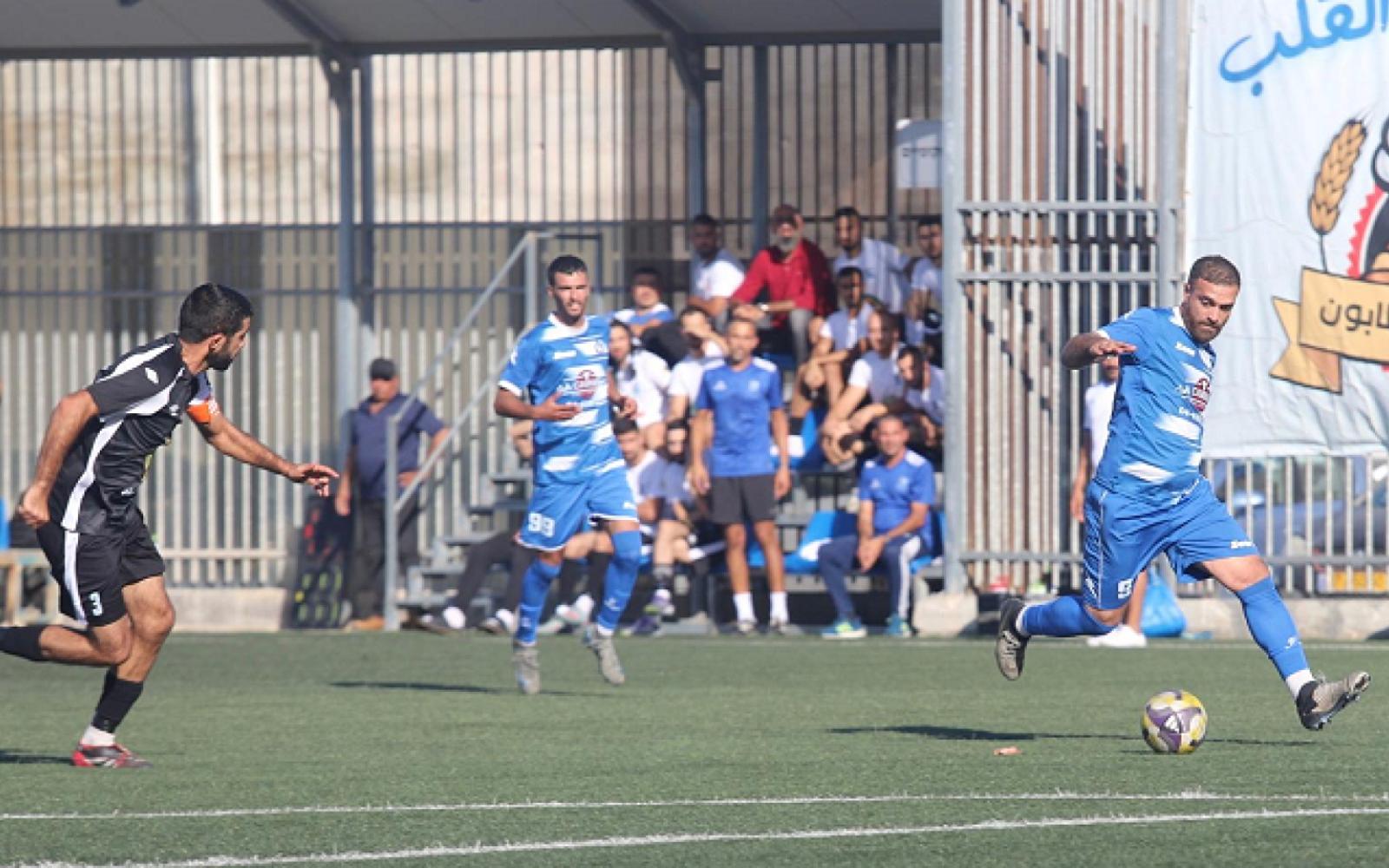 مباراة "جيران" نارية بين أبناء جت وباقة: صراع على الصدارة وبطاقة الصعود يشتعل