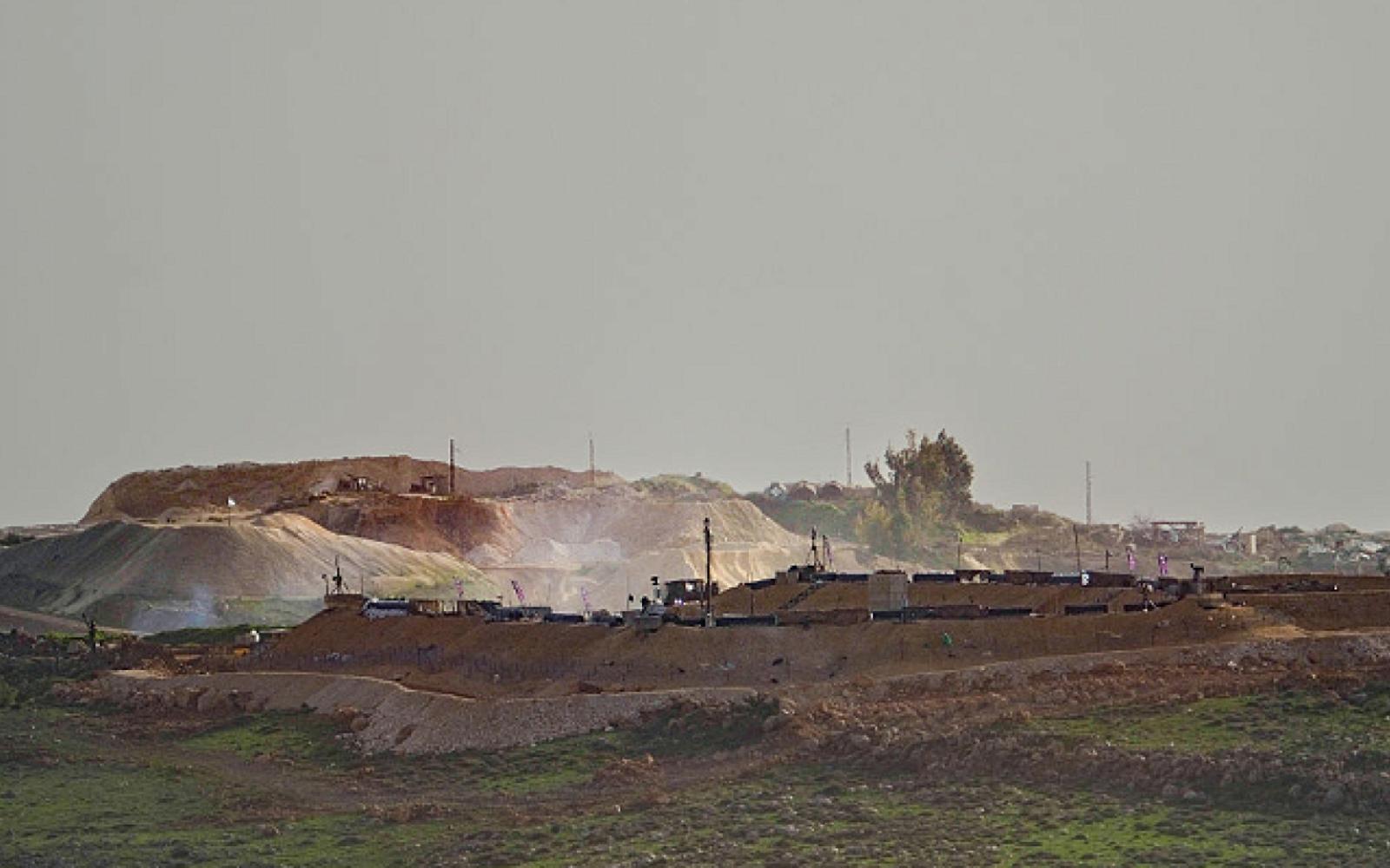 اليونيفيل تدعم انتشار الجيش اللبناني في الجنوب وسط توترات مع إسرائيل وتعزيز التحصينات