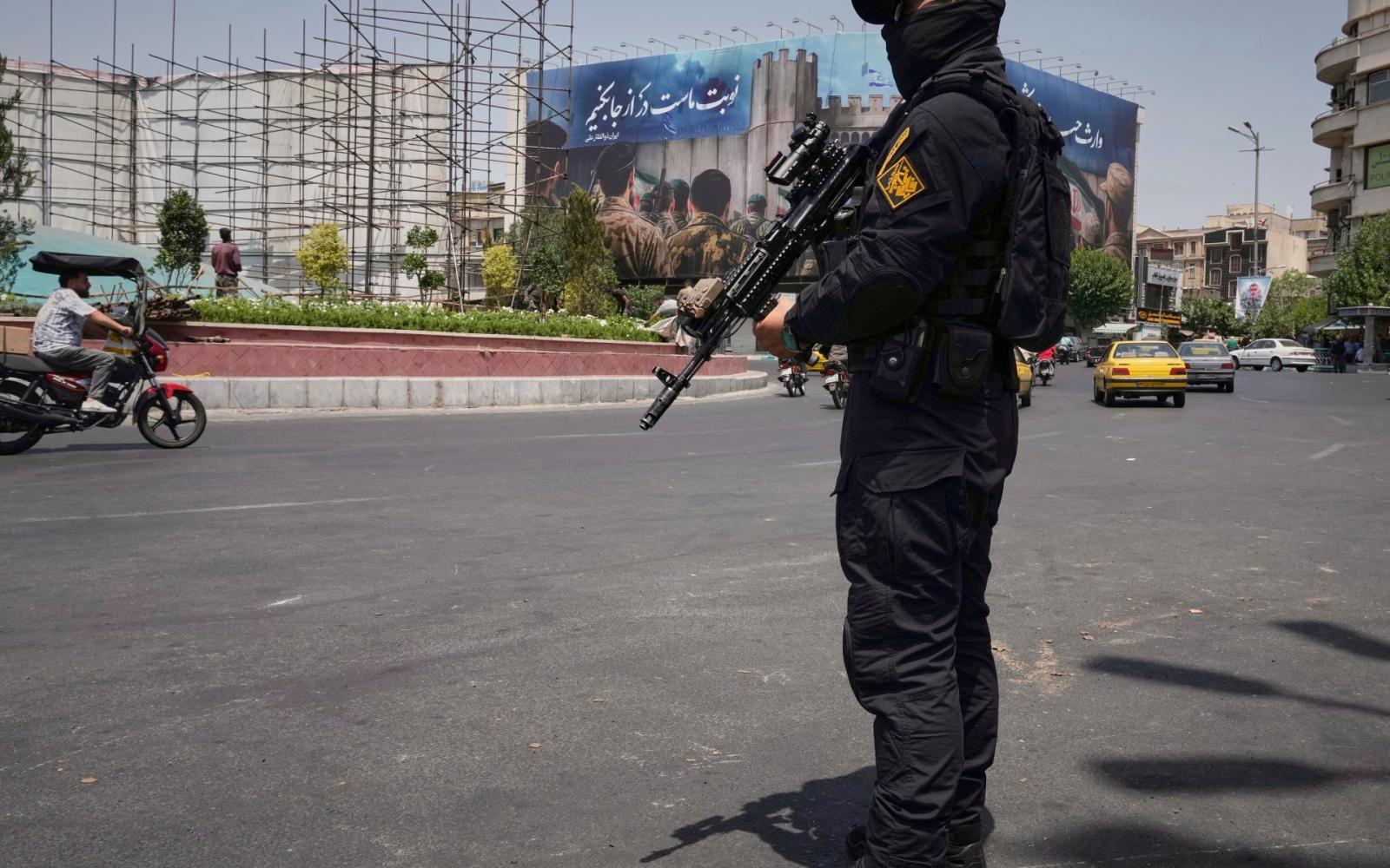 اليابان تطالب إيران بالإفراج الفوري عن مواطن ياباني محتجز في طهران منذ يناير