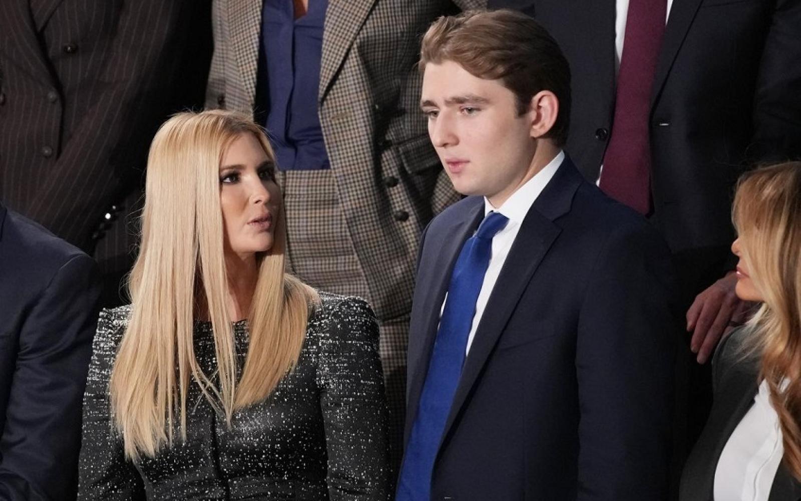 بارون ترامب يثير الجدل بتعليق غامض لإيفانكا خلال خطاب "حالة الاتحاد" لوالده