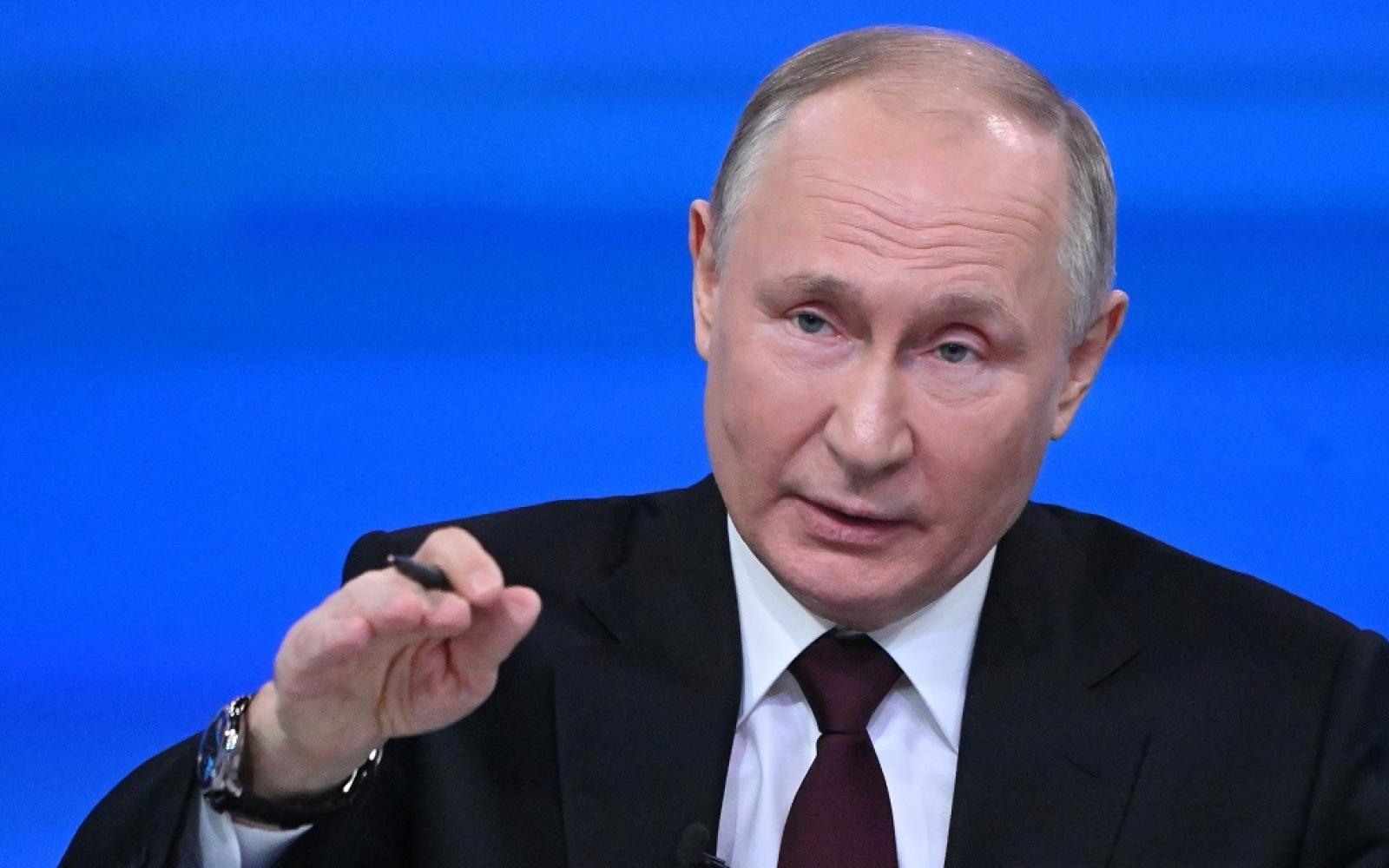 بوتين يعلن عن آفاق "قلب حي" ولقاحات جديدة ويحث على تطوير الاقتصاد الحيوي