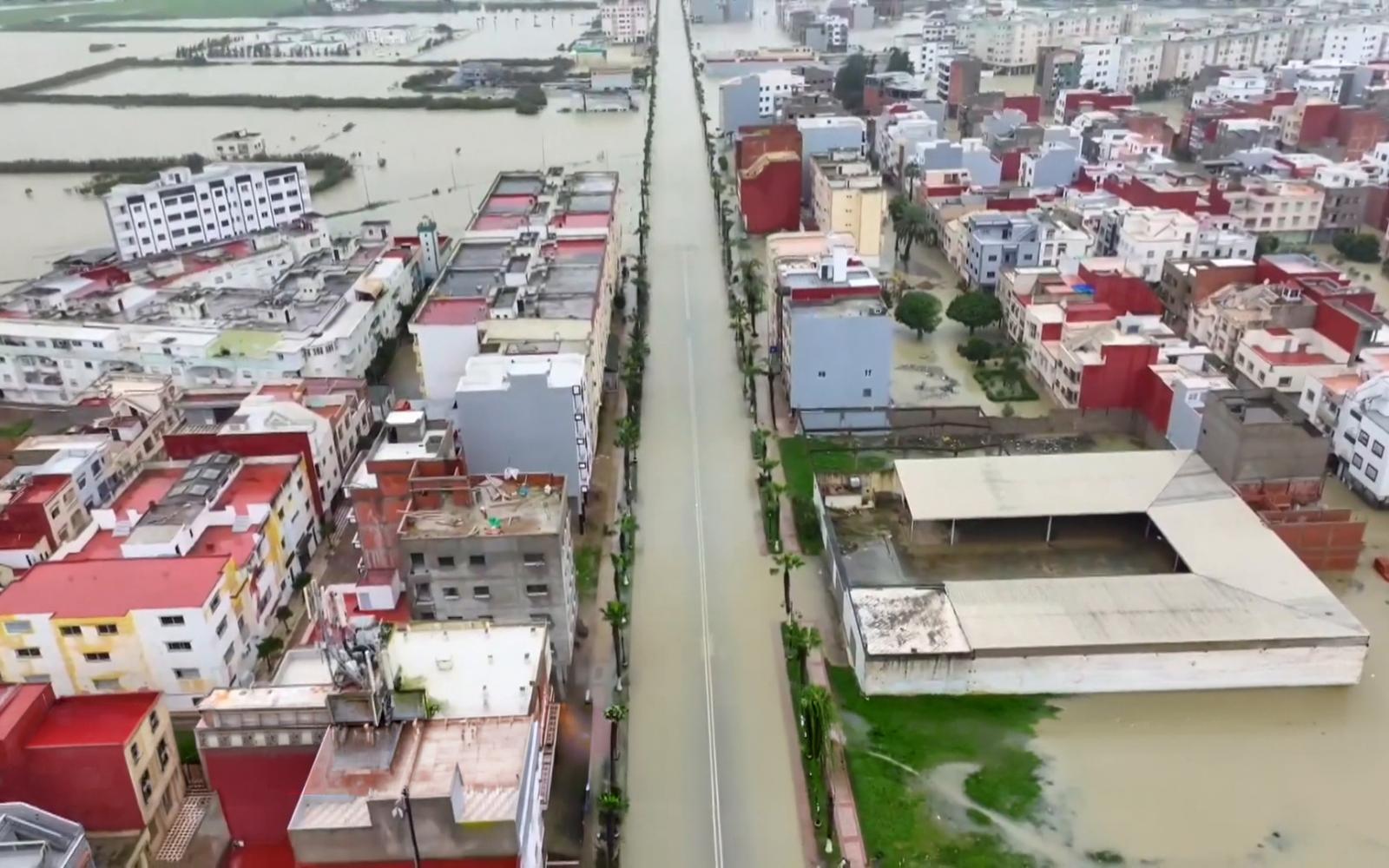 فيضانات مدمرة تجتاح المغرب وتونس: تحول مناخي مفاجئ يضرب شمال إفريقيا