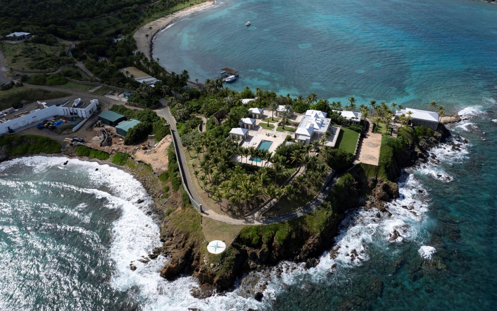 شبكة إبستين وجزر المتعة: لماذا سحرت "جزر الخطيئة" النخبة العالمية؟