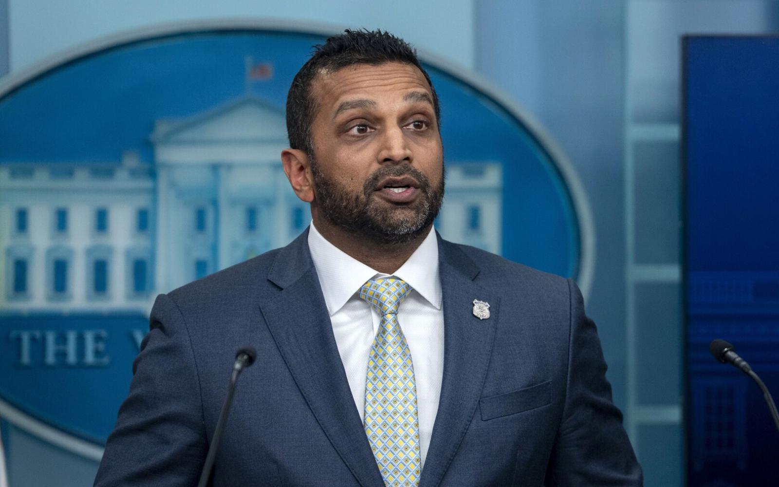 فضيحة فيدرالية: استدعاء سجلات مكالمات مسؤولين أمريكيين سرًا ودفنها في عهد بايدن