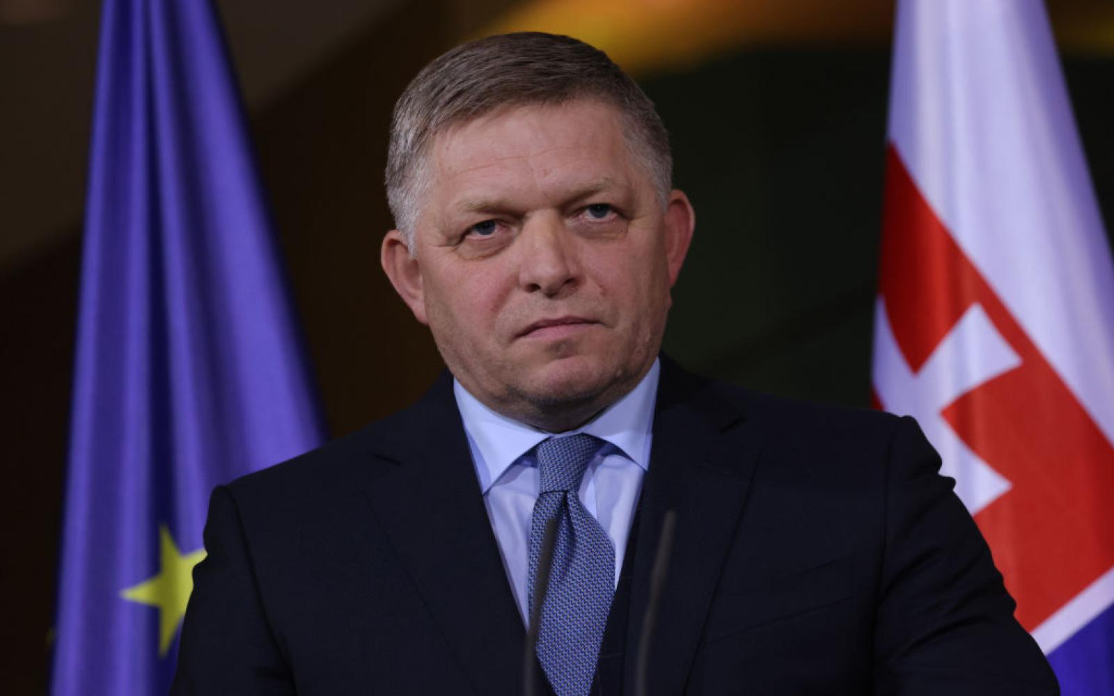 رئيس وزراء سلوفاكيا يدعو لحوار مباشر مع بوتين ويتهم الغرب بعرقلة السلام في أوكرانيا