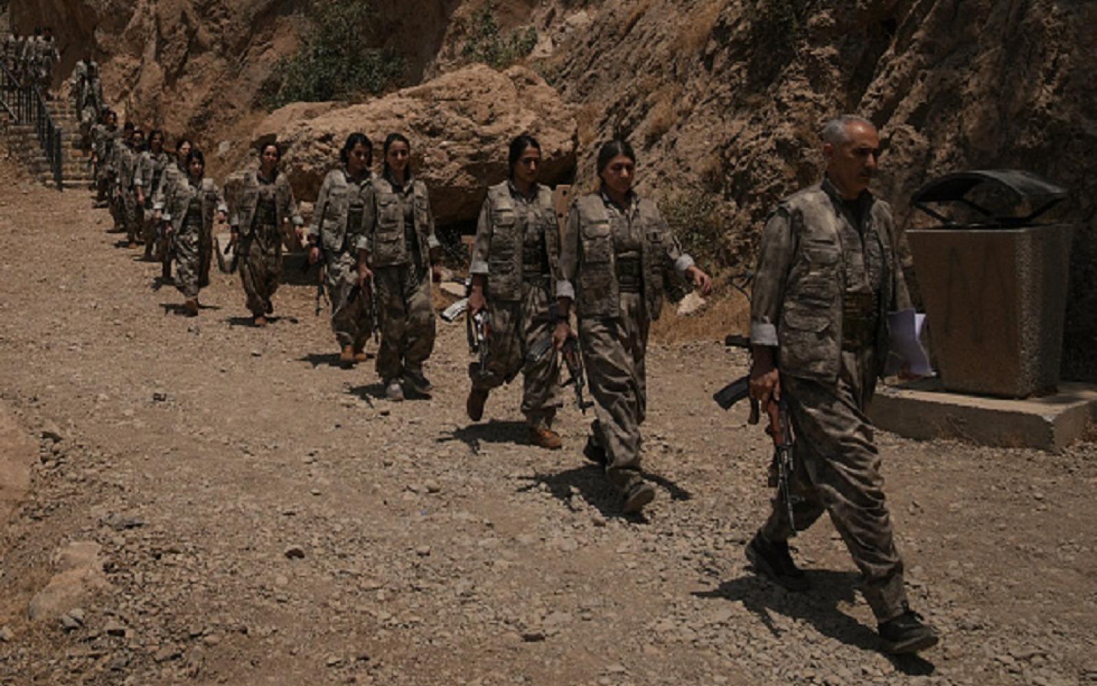 أوجلان يعلن نهاية مرحلة الكفاح المسلح وبدء "الاندماج الديمقراطي" لحزب العمال الكردستاني