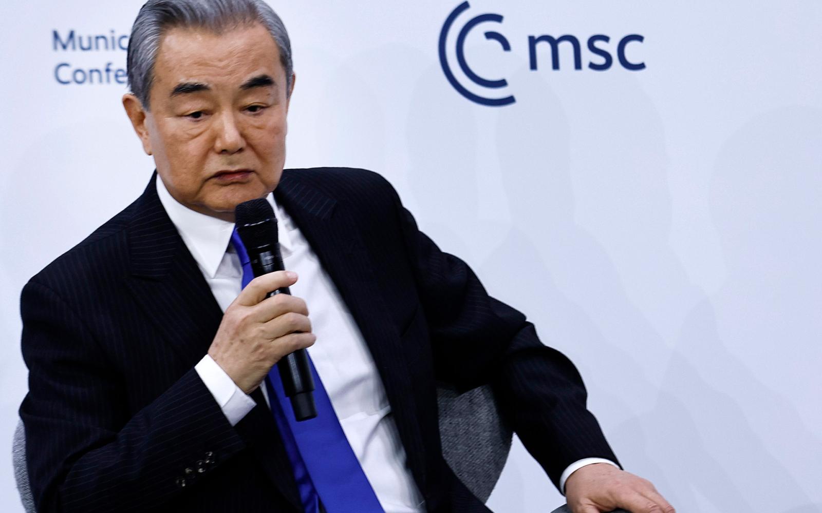 الصين تفتح أبوابها أمام البريطانيين والكنديين بإعفاء شامل من التأشيرة حتى نهاية 2026