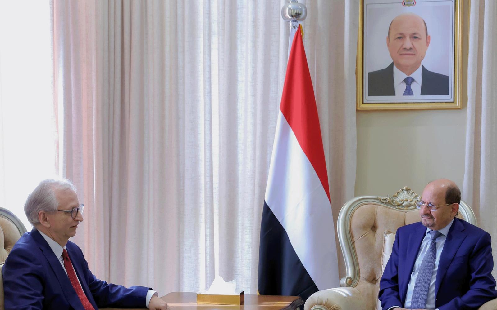 الزنداني: الدعم الدولي لليمن استثمار في الاستقرار الإقليمي وحماية الملاحة ومكافحة الإرهاب