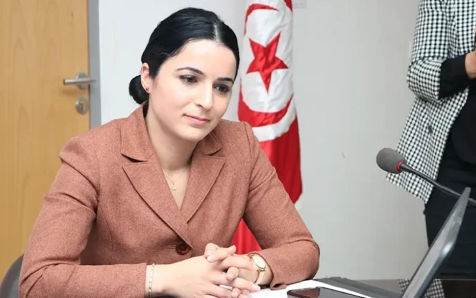 تونس: إيقاف الناشطة ألفة الحامدي بمطار قرطاج بتهم وأحكام قضائية سابقة