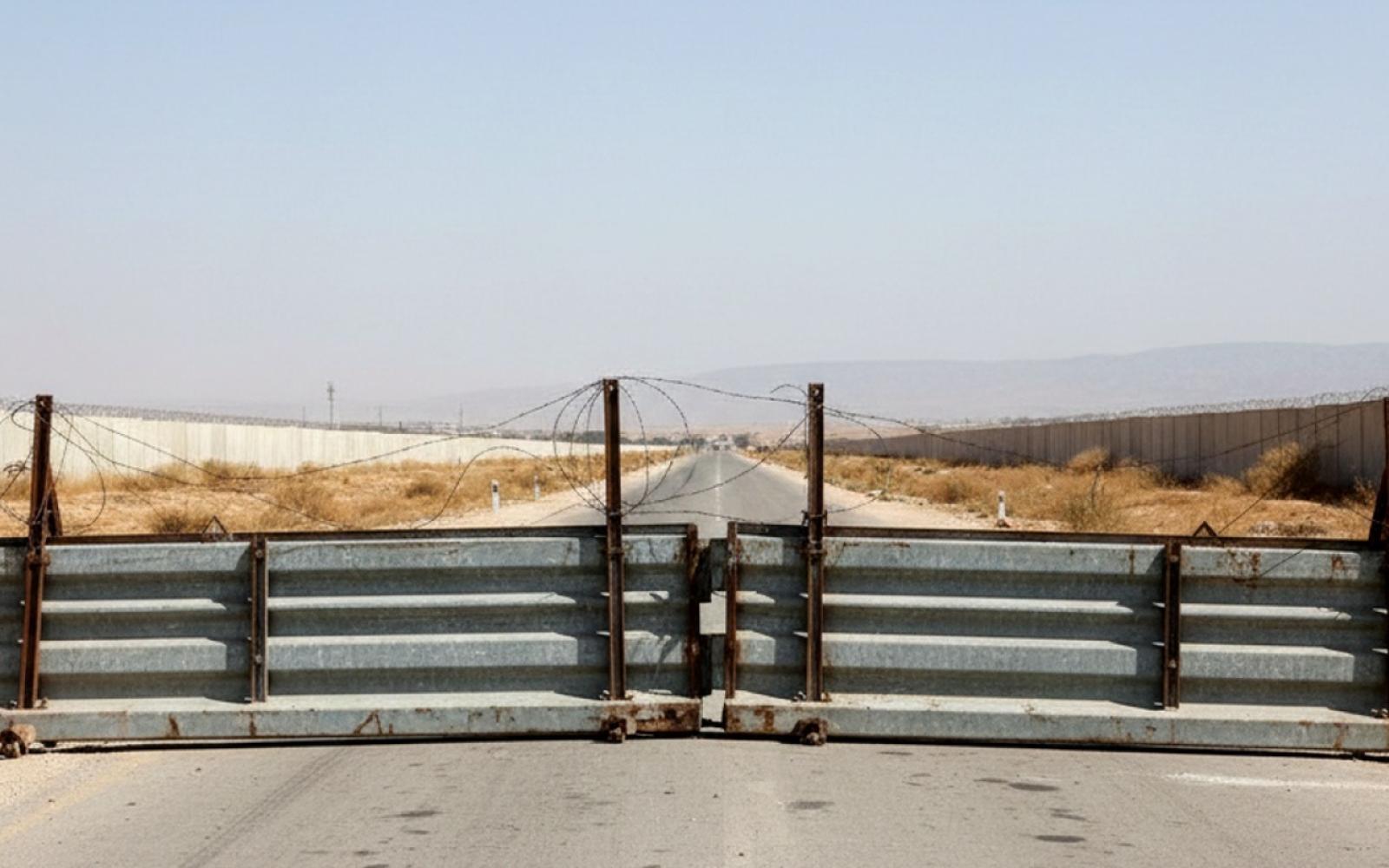 الاحتلال الإسرائيلي يغلق جمعية برج اللقلق المقدسية ويضرب حق الأطفال والشباب في التنمية