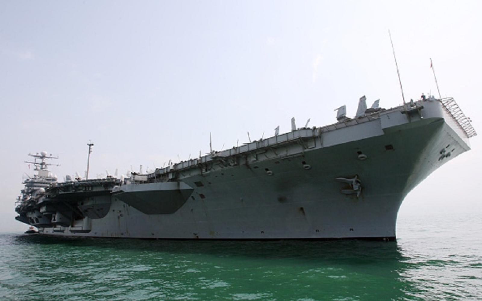 إيران ترد بقوة على تهديدات أمريكا: المفاوضات تسير نحو نتائج ملموسة وخامنئي يتوعد حاملات الطائرات