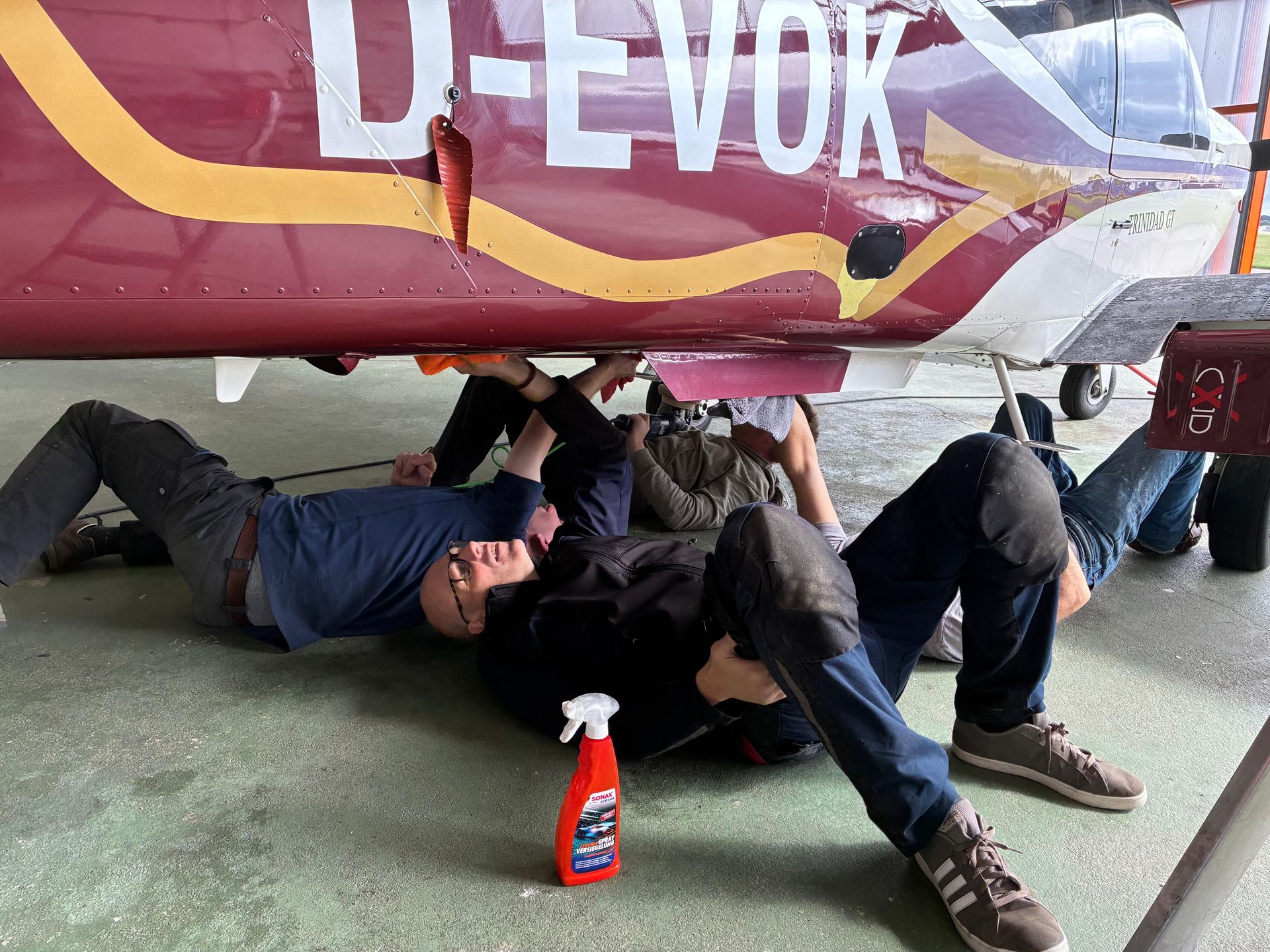 Gemeinsam angepackt: Großreinemachen an unserer Flotte - Foto 11